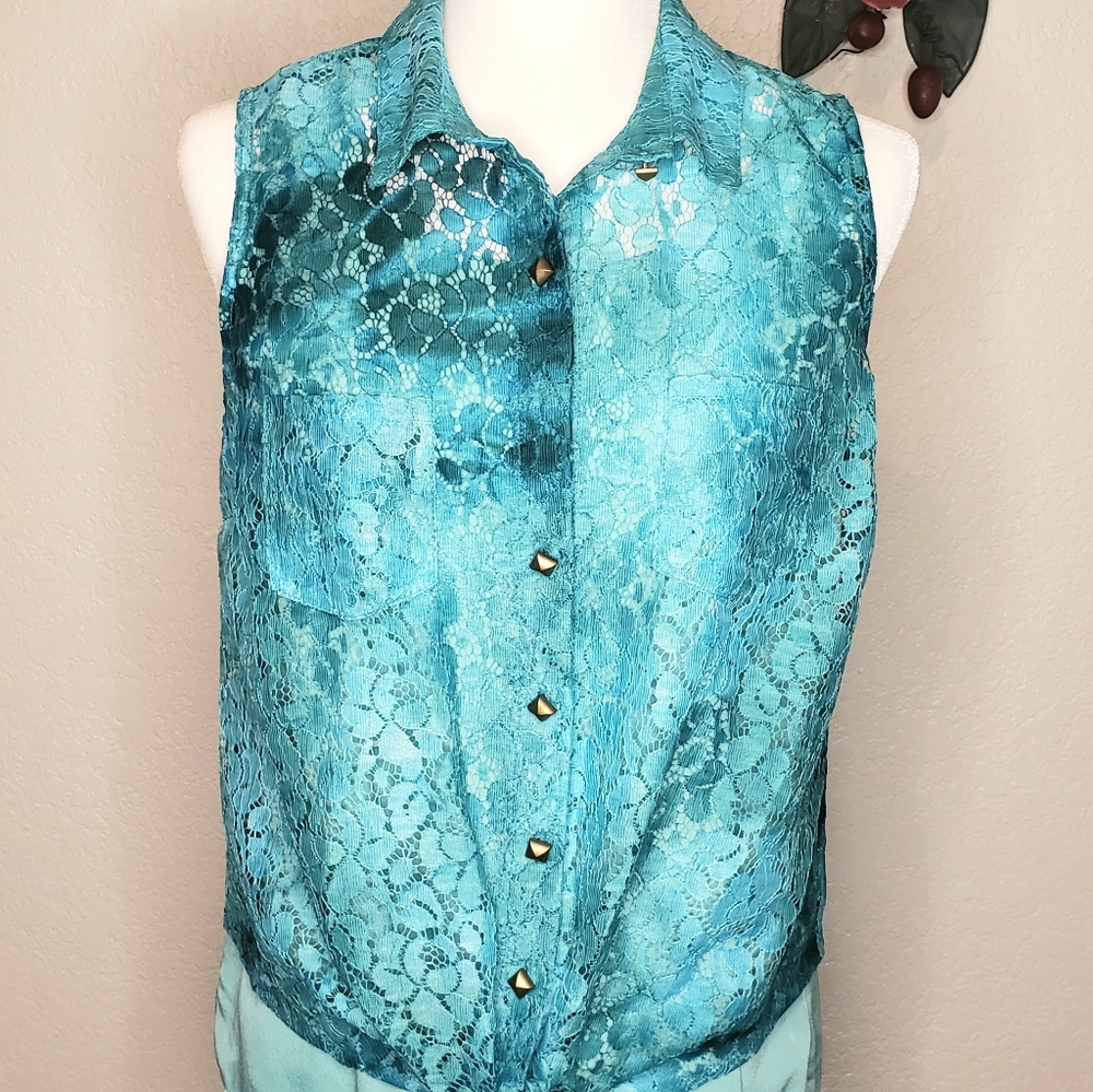 Material Girl Top with Mossimo Tank Top Mediums